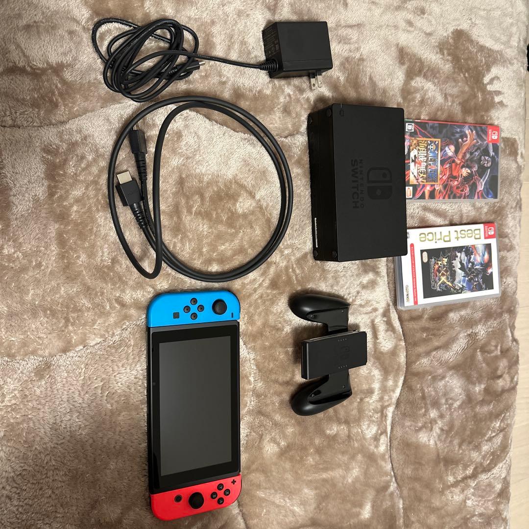 d*3様 Nintendo Switch 本体 青・赤 Joy-Con 付属品あ