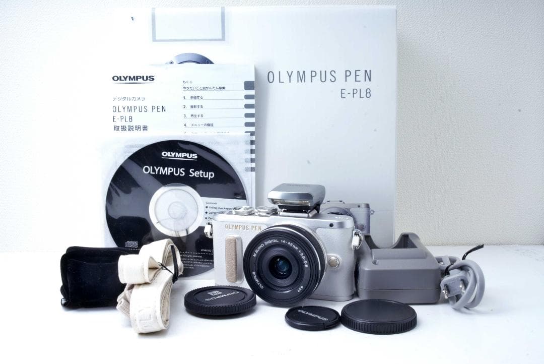 オリンパス　OLYMPUS E-PL8 箱付き