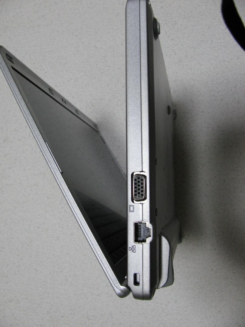 7576レッツノート CF-SZ6 i5 8G SSD 256GB オフィス付き