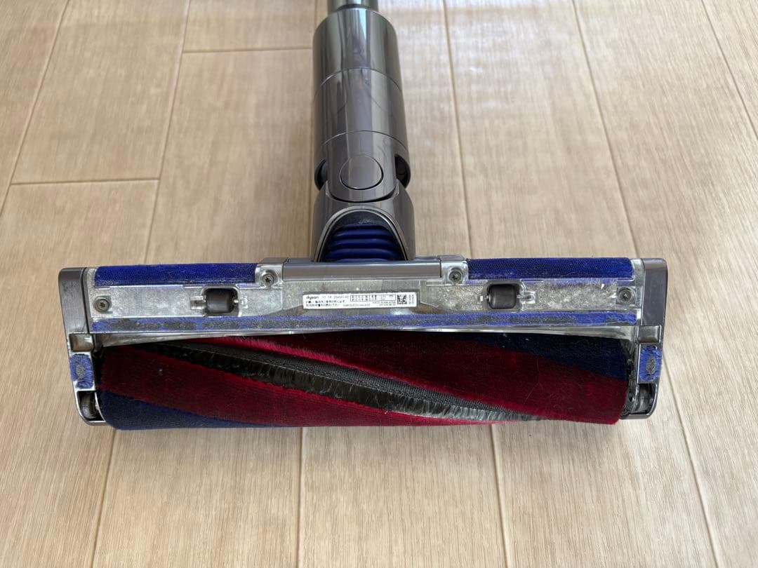 Dyson Digital Slim Fluffyサイクロンコードレスクリーナー