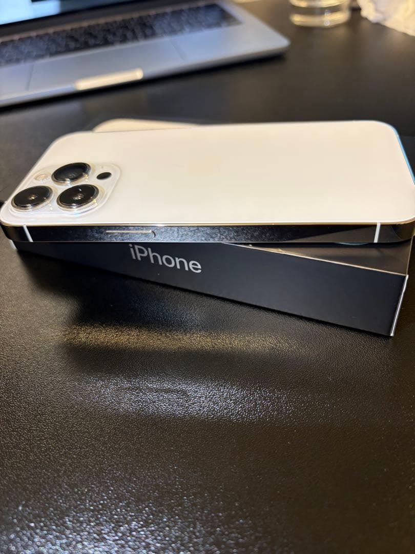 【美品】iPhone 13 pro 本体SIMフリー　シルバー　128GB