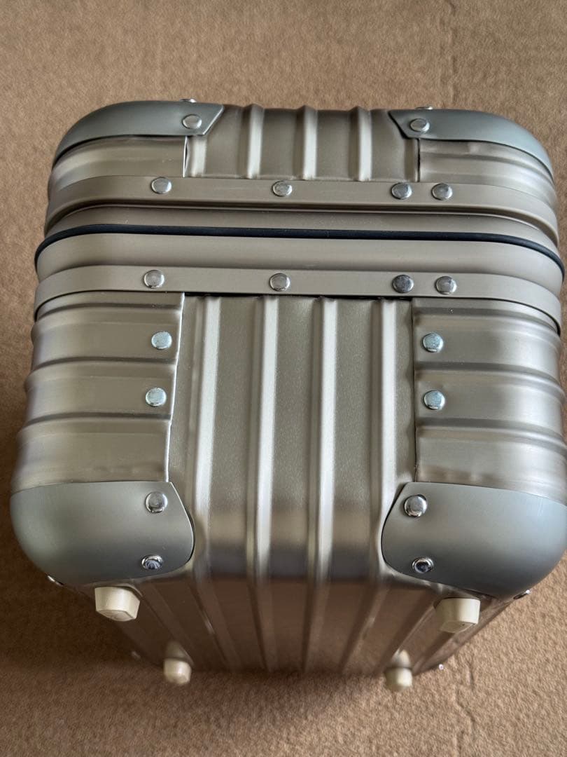 【希少】RIMOWA ★ビューティーケース★TSAロック★ ヴァニティケース