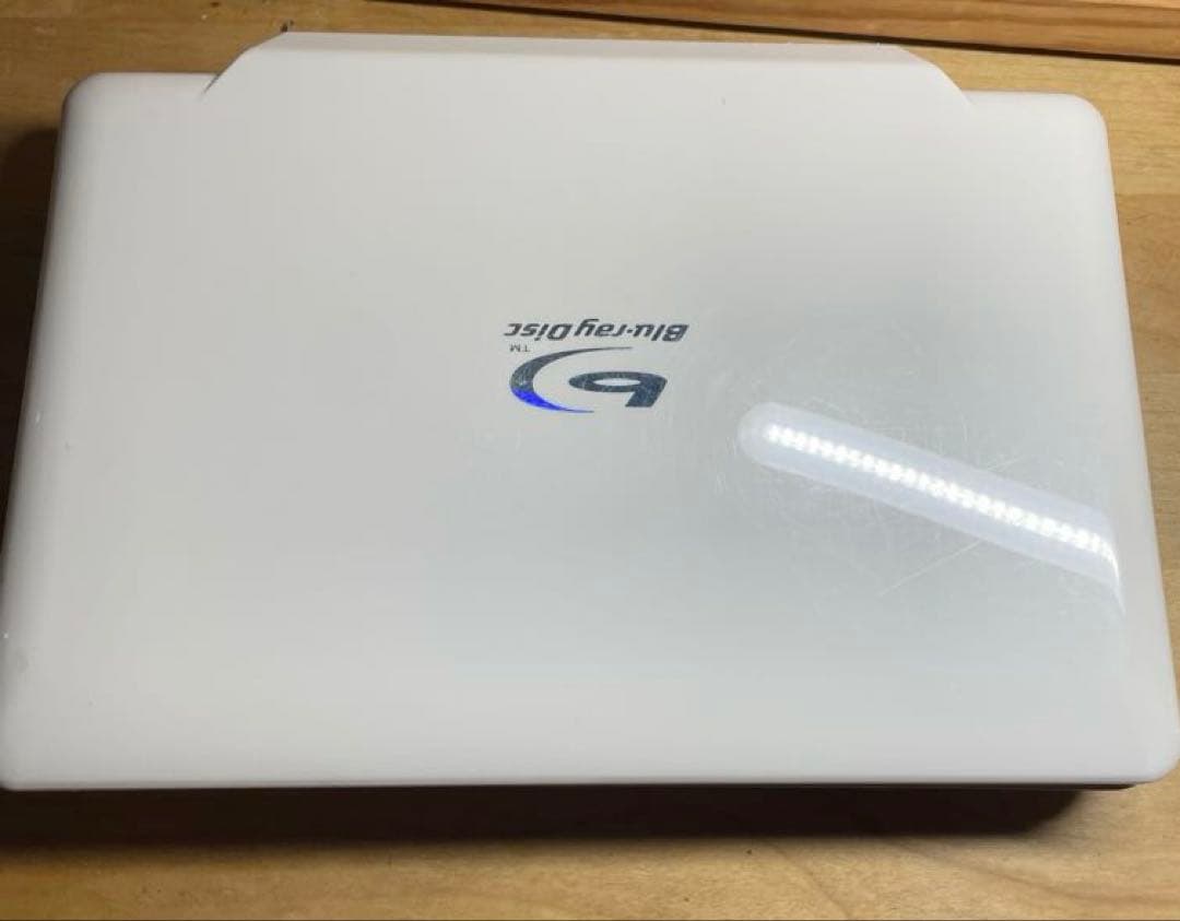 Avox ポータブルDVD・BD・Blu-rayブルーレイプレーヤー