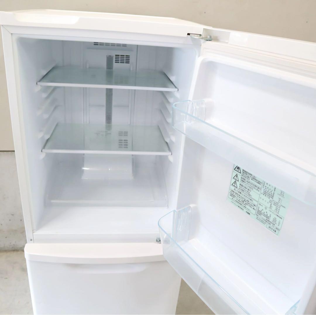 70146 【中古】パナソニック 小型 冷凍 冷蔵庫 NR-TB146W-HG