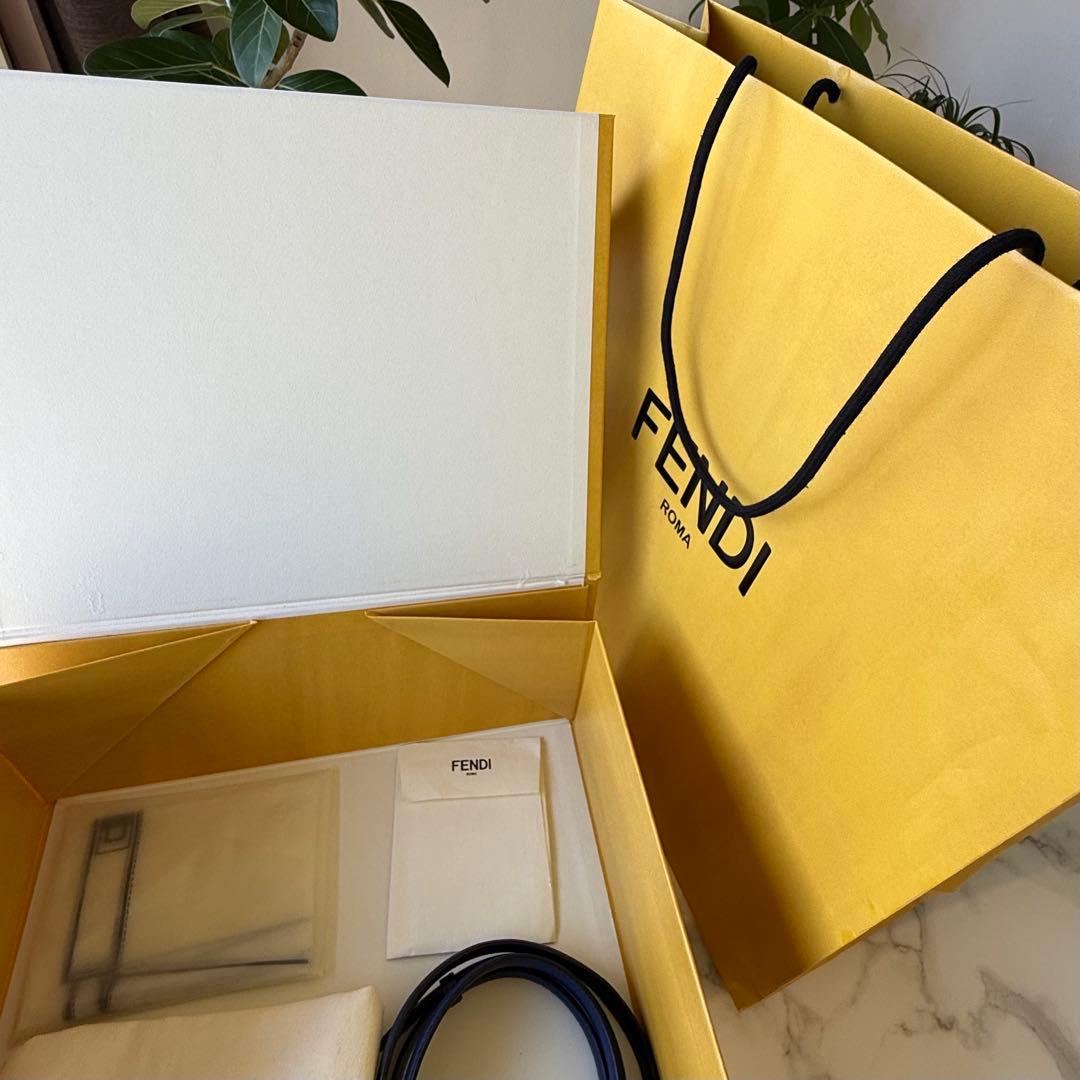 FENDI ピーカブー　セレリア ミニ　2WAYハンドバッグ ブルー