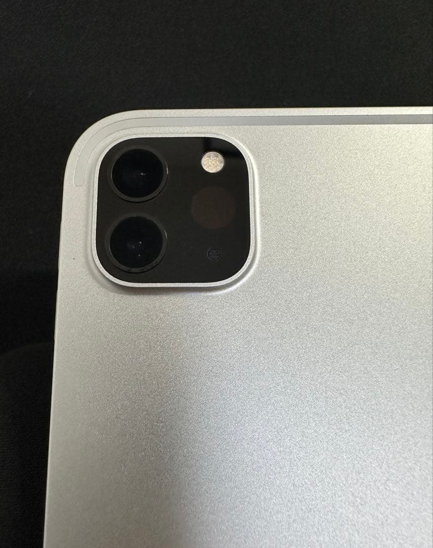 良美品●ペン&純正鍵盤付●iPad Pro11㌅512GB●M1第3世代WiFi