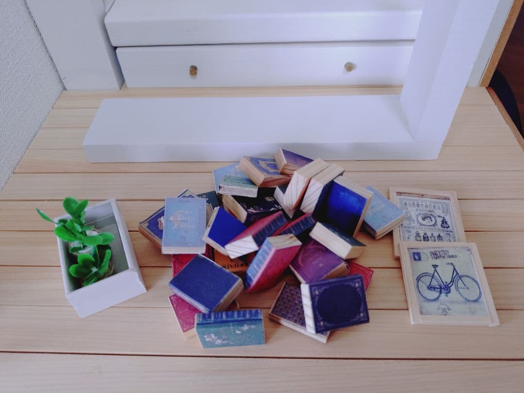 ドールハウス　ミニチュア　ハンドメイド　ねんどろいど　アンティーユ