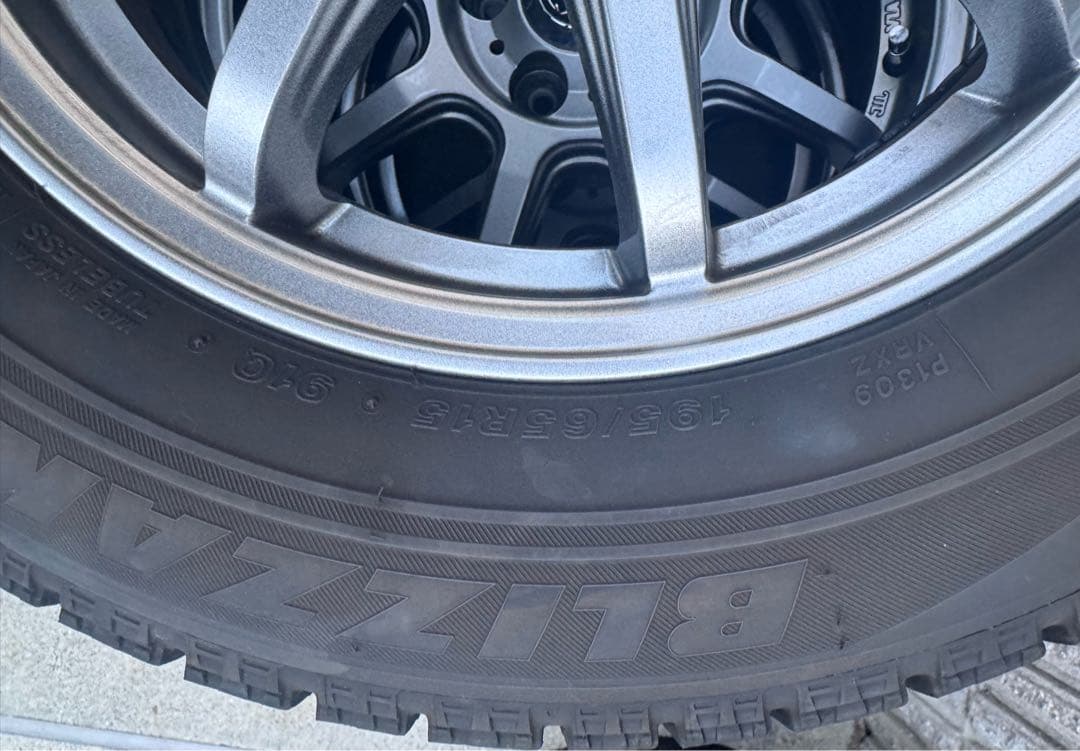 15インチ タイヤ・ホイールセット