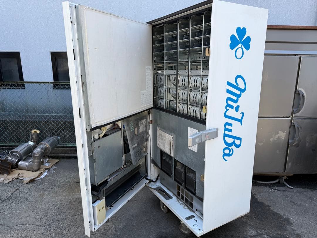 サンデン　自動販売機　２５セレ　ホット＆コールド　飲料　ペットボトル