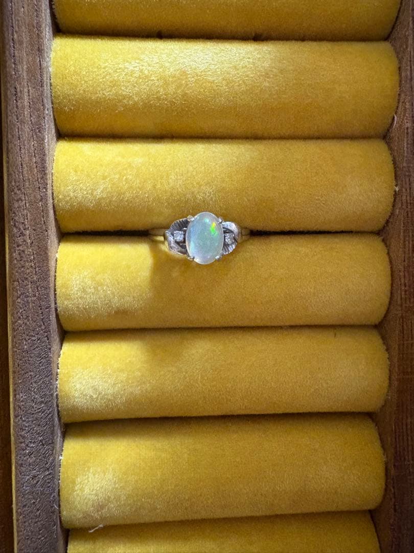 シルバーリング　K18 オパール