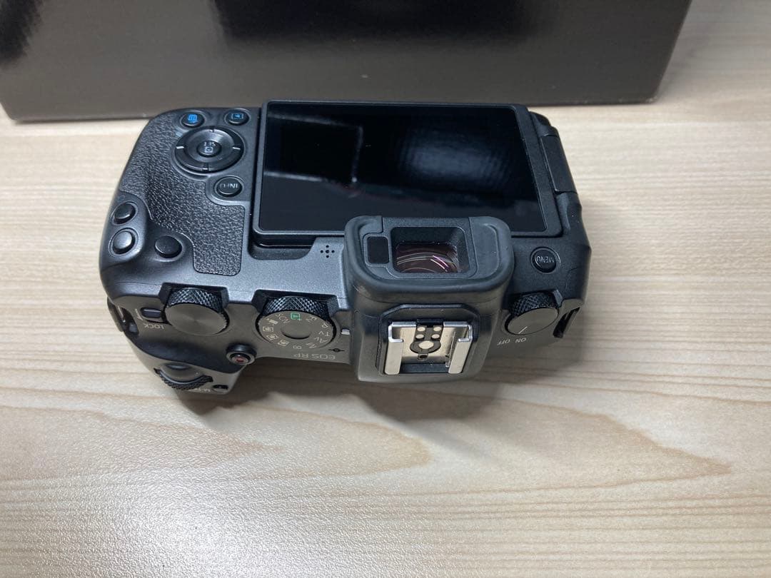 Canon EOS RP ボディ 訳あり 初回シャッターのみエラー30 現状品