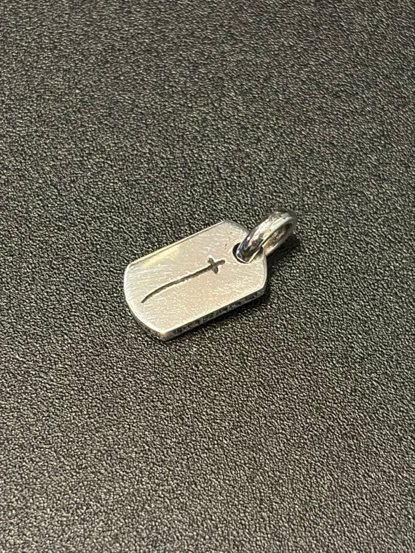 て*ろ様 クロムハーツ タイニードッグタグRSクロス 青山限定 ネックレストップ