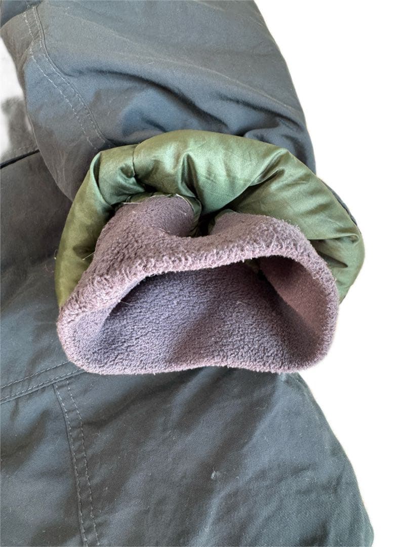 モンベル　現行 ハスキーコート ダウンジャケット グリーン L