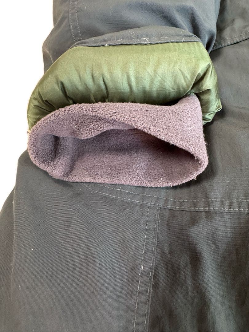 モンベル　現行 ハスキーコート ダウンジャケット グリーン L