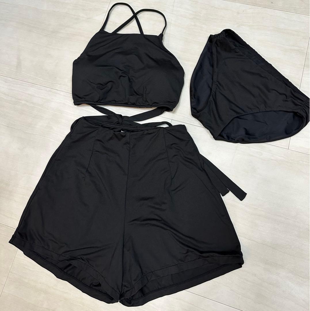 未使用品　emmi 水着　3点セット　ブラック