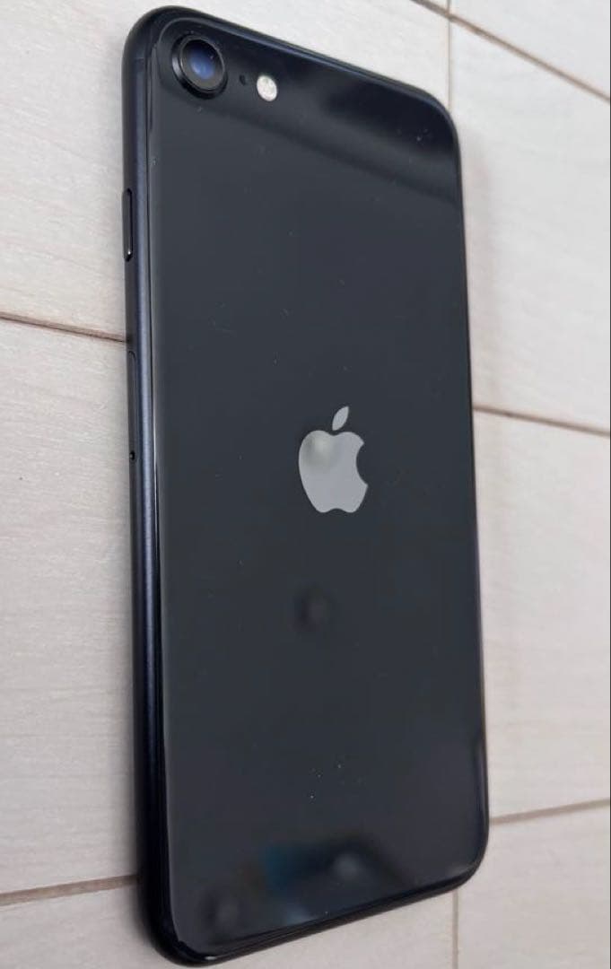 iPhone SE第2世代 本体　64G