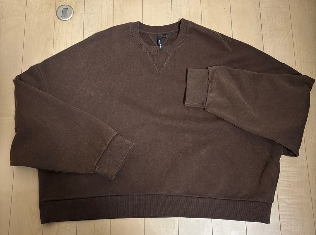 entire studios box crew サイズL