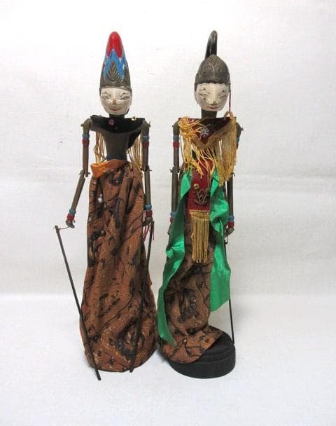 『インドネシア伝統的人形劇 ワヤン・ゴレ』 操り中古人形７体 アンティーク人形