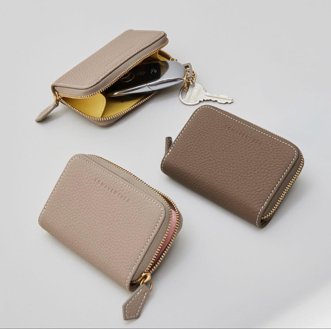 ボナベンチュラキーケース シュリンクレザー エトープ×イエロー