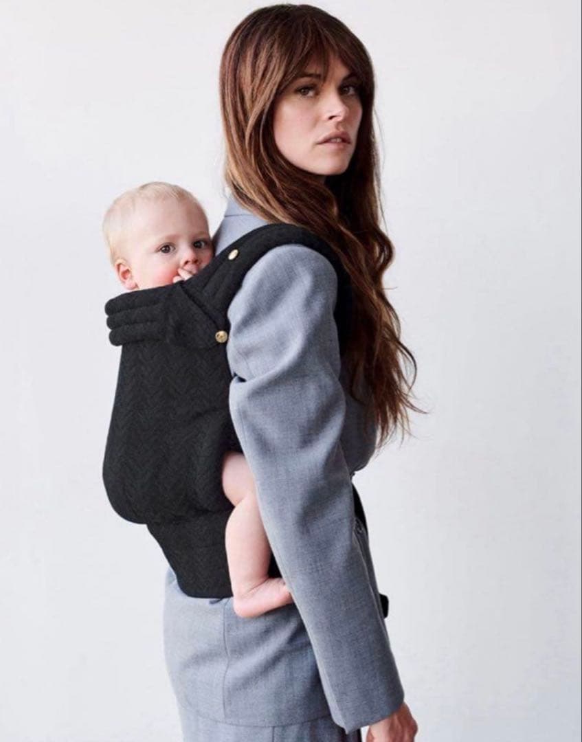 新品未開封：artipoppe　抱っこ紐　ザイガイスト アロー・ゾロ