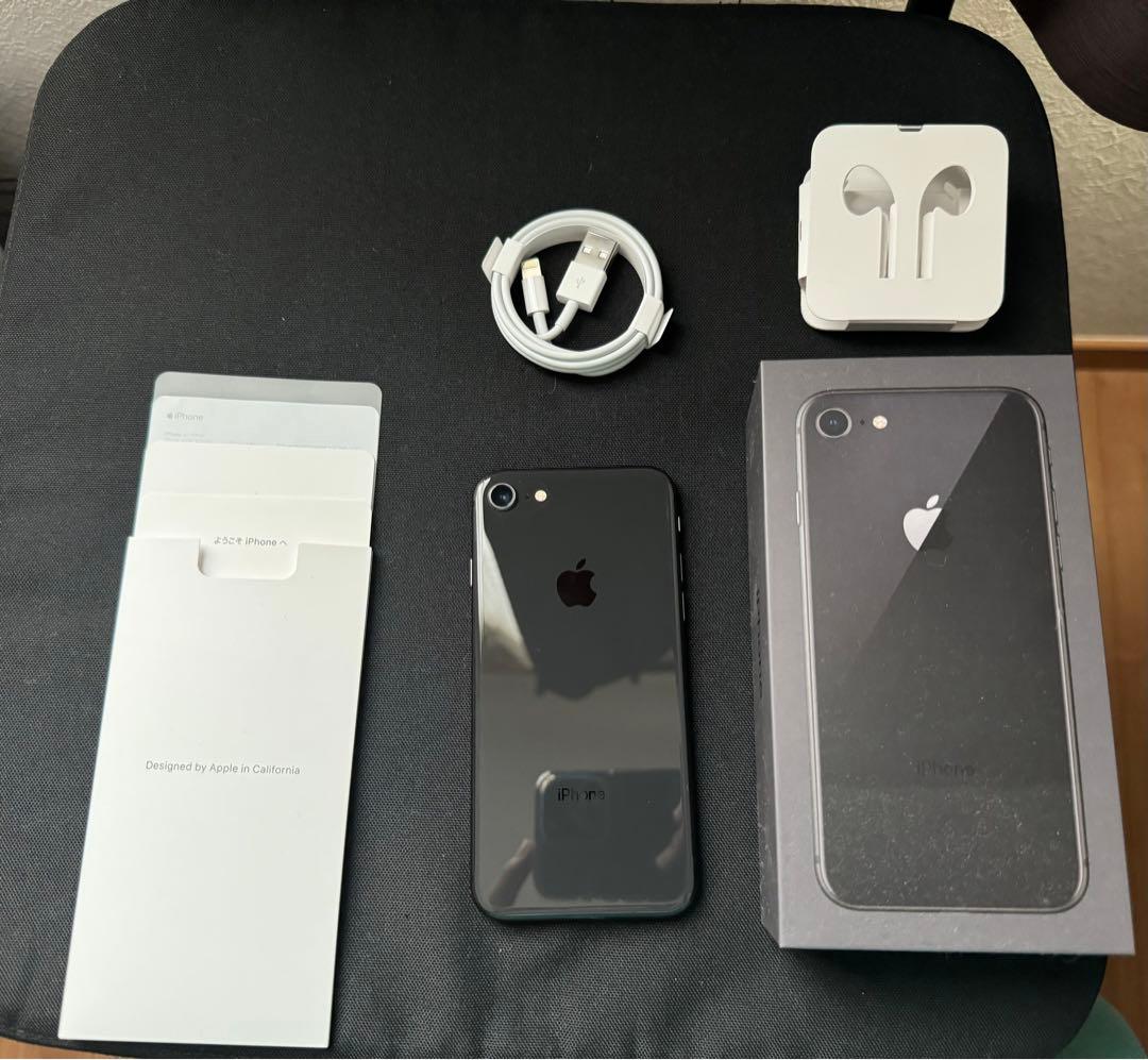 スマートフォン本体 iPhone8 Space Gray 256GB docomo