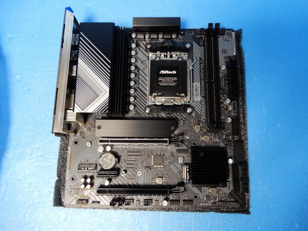 ASRock B650M-HDV/M.2 AM5 マザーボード 新品未使用