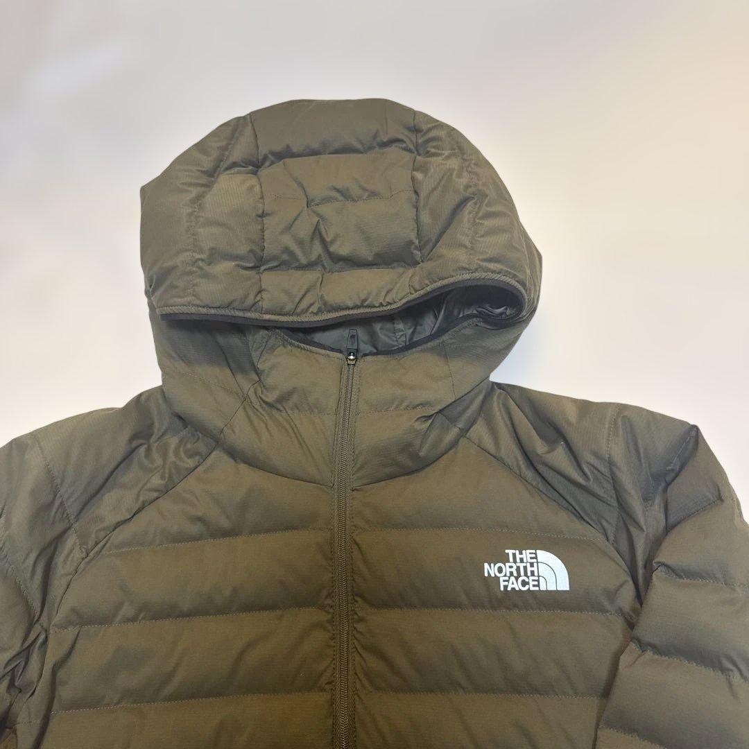 ★美品★ ノース・フェイス レッドランフーディ