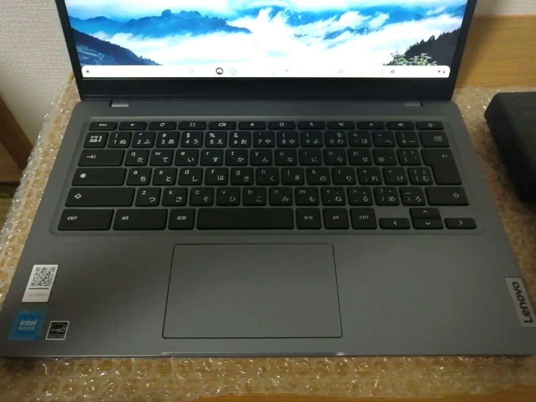 【極美品】出品今日まで　Lenovo Chromebook　ノートパソコン