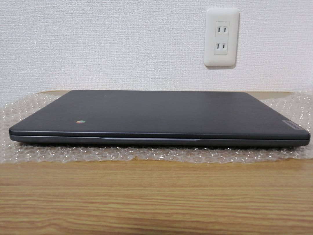 【極美品】出品今日まで　Lenovo Chromebook　ノートパソコン