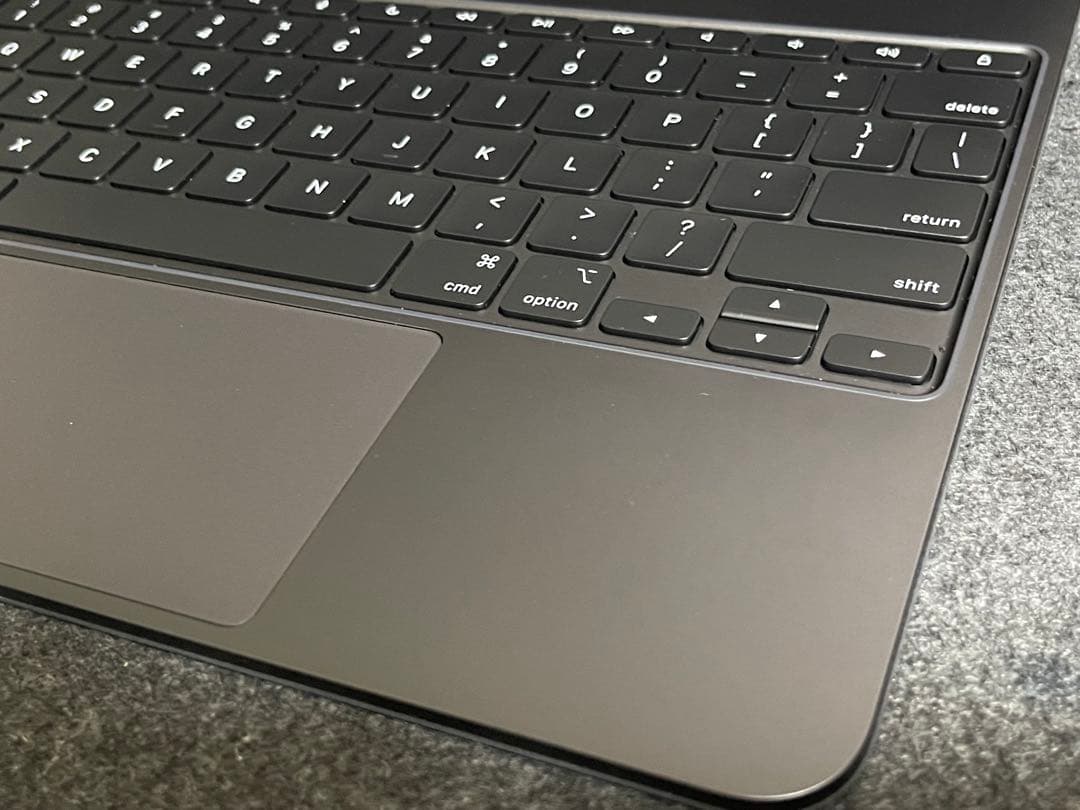 【箱付】【US配列】Magic Keyboard 13インチ＋スキンシール