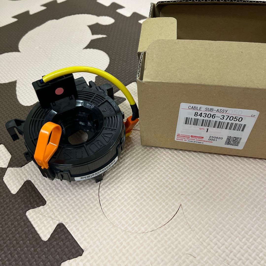トヨタ スパイラルケーブル 84306-37050
