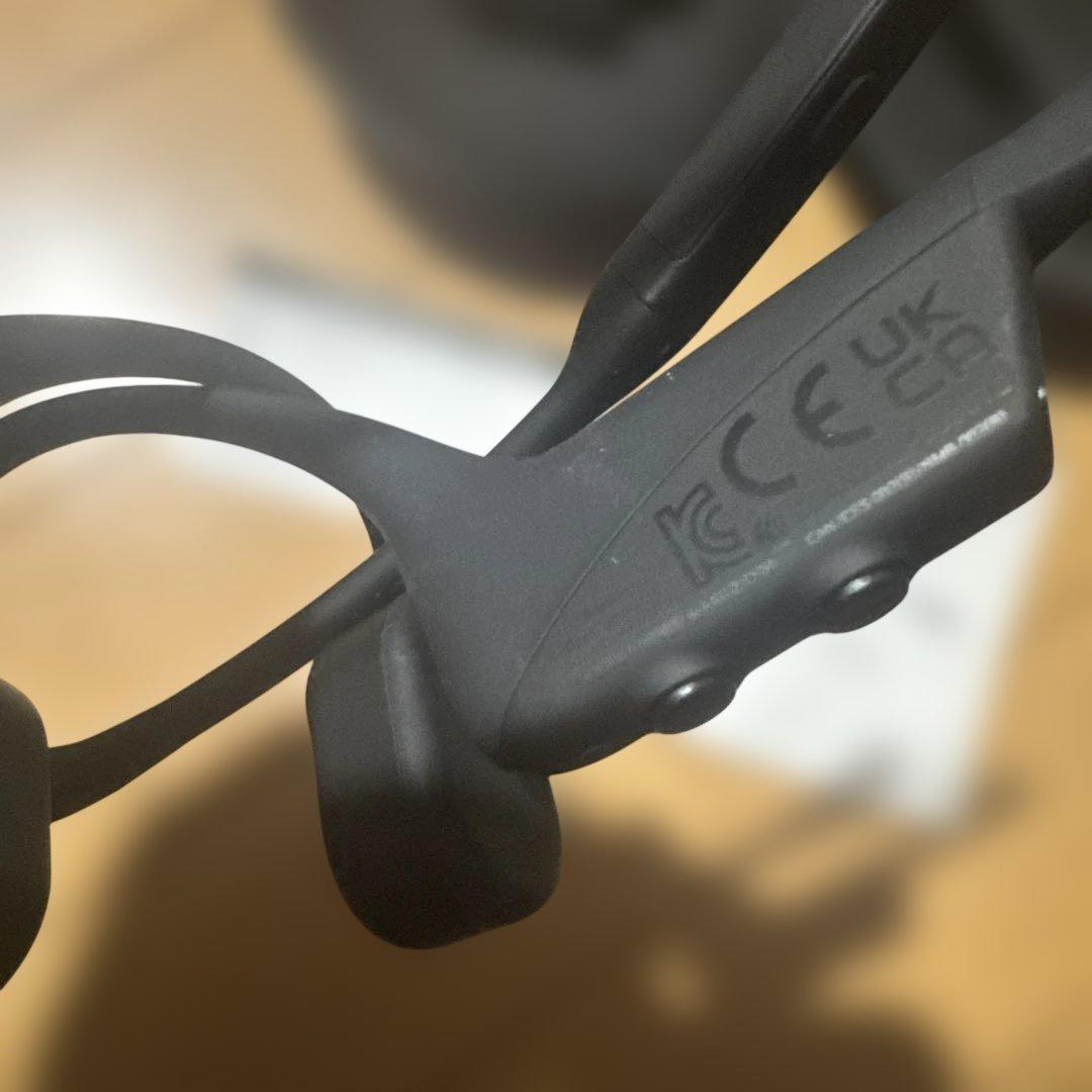 【極美品】Shokz OpenComm2 骨伝導ヘッドセット ブラック C110