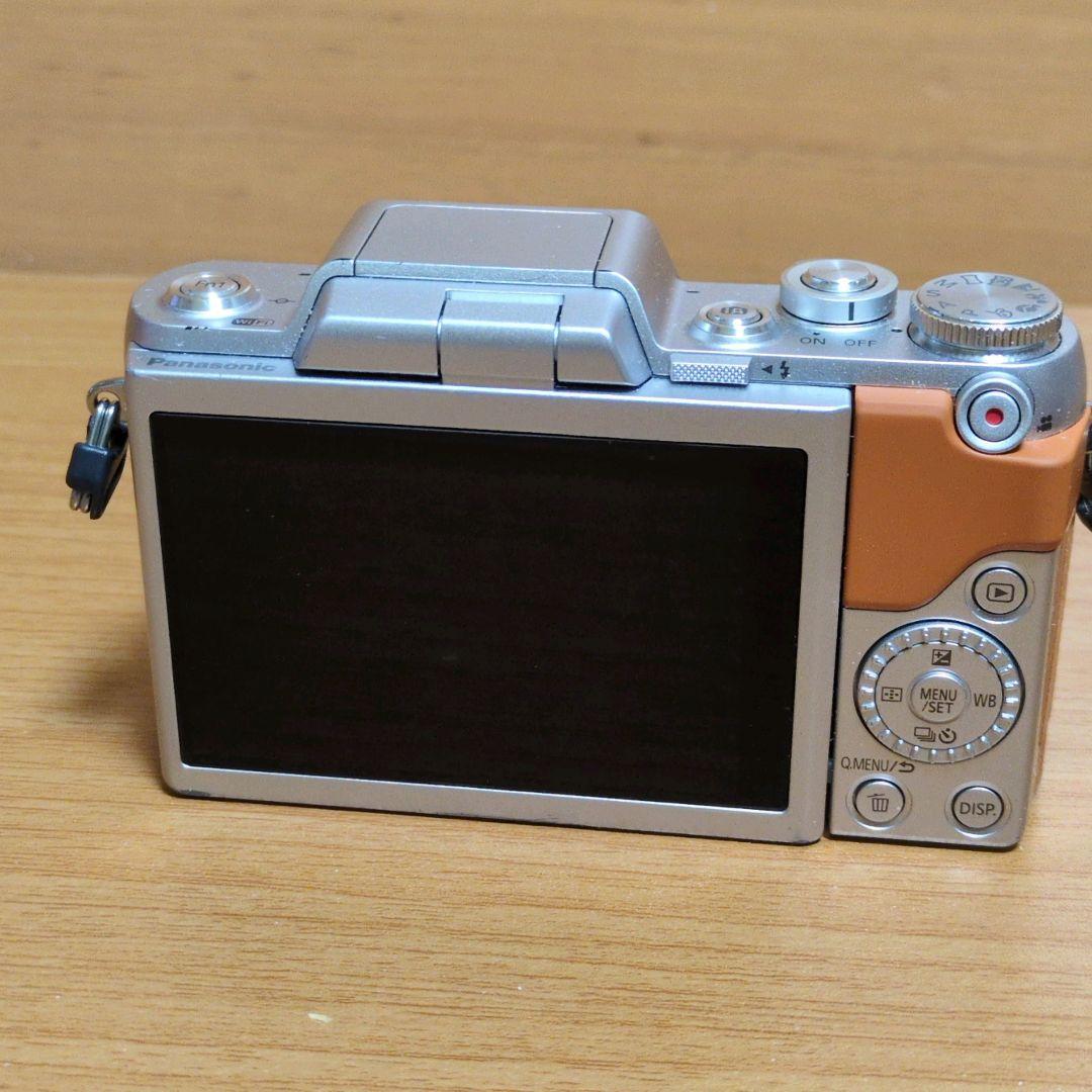 Panasonic パナソニックLUMIX DMC-GF7 ボディ オレンジ