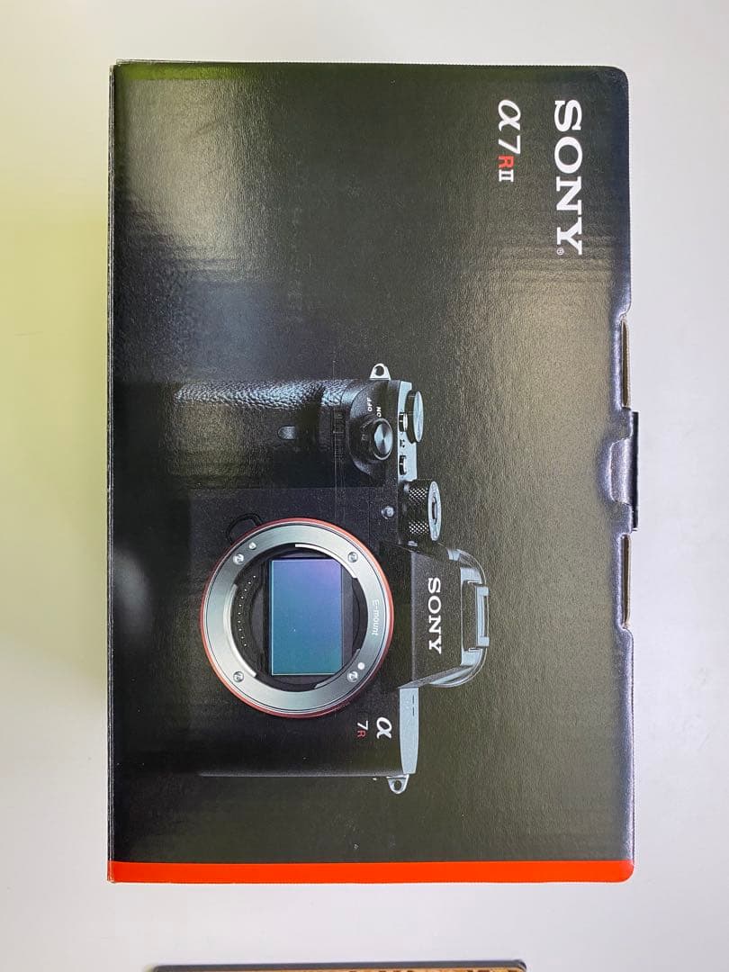 S*I様 SONY α7RⅡ 外箱取説付属品あり バッテリー3個 美品