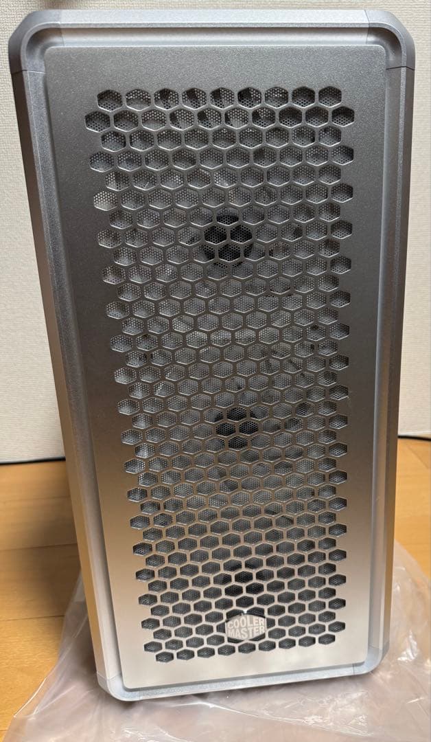 Master Frame 600 シルバー PCケース