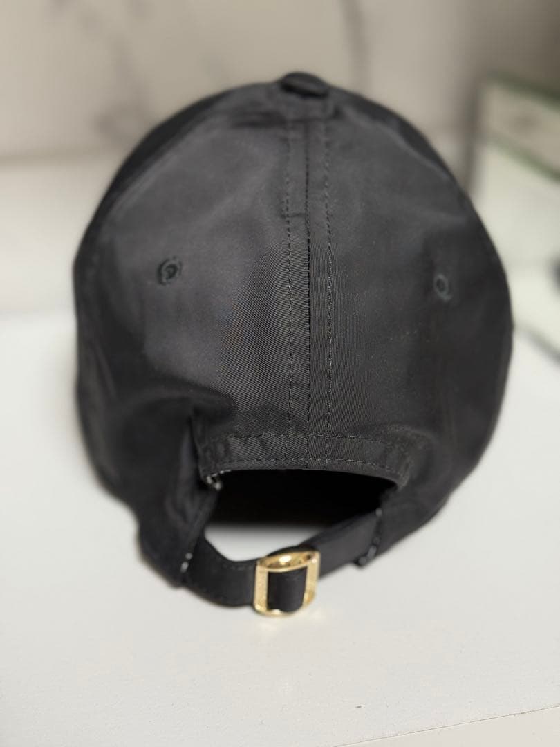 ヴァレンティノ VLTN ブラック ベースボールキャップ