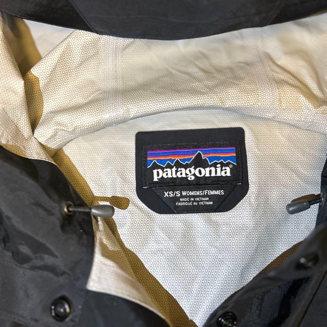 希少！パタゴニア トレントシェル レインポンチョ 黒 H2No レインコート