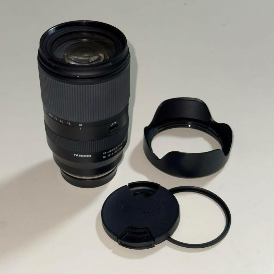 tamron 18-300mm f3.5-6.3 xマウントレンズ　フジフィルム