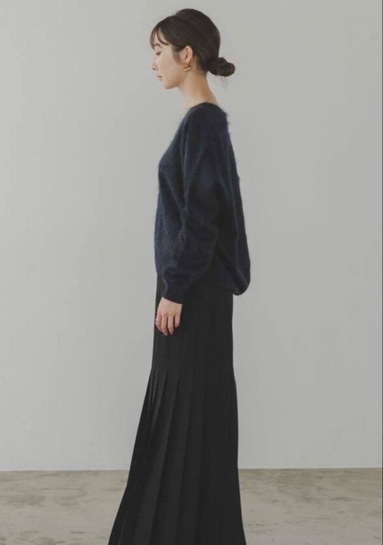 新品 ELENI/エルニ ファーカシミヤVネックニット noble