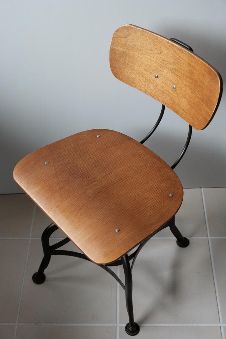 てんてんNorthern Ohio Industrial　CHAIR①