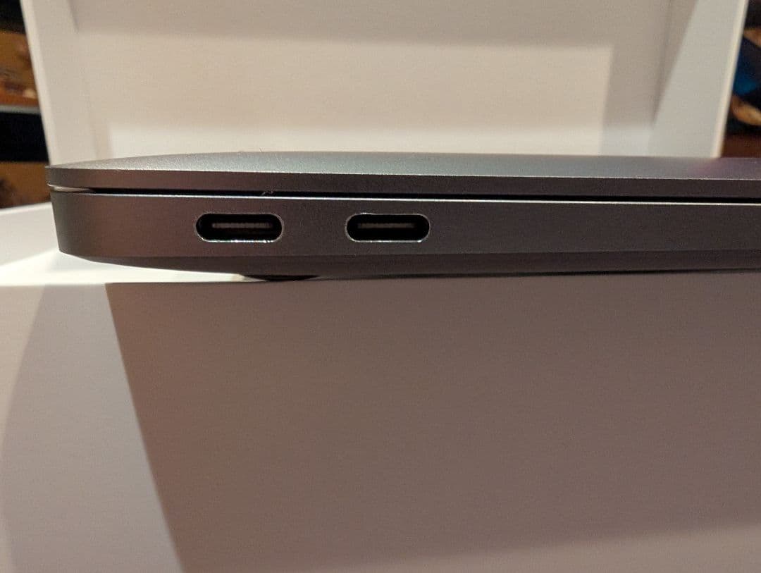 MacBook本体 macbook i5 2020 16gb