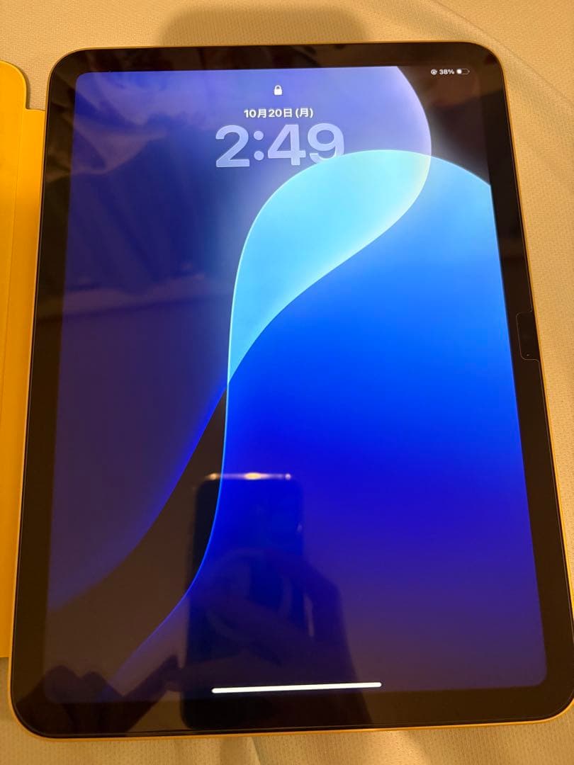 ipad A16 Wi-Fiモデル128GB イエロー　11インチ純正ケース付き