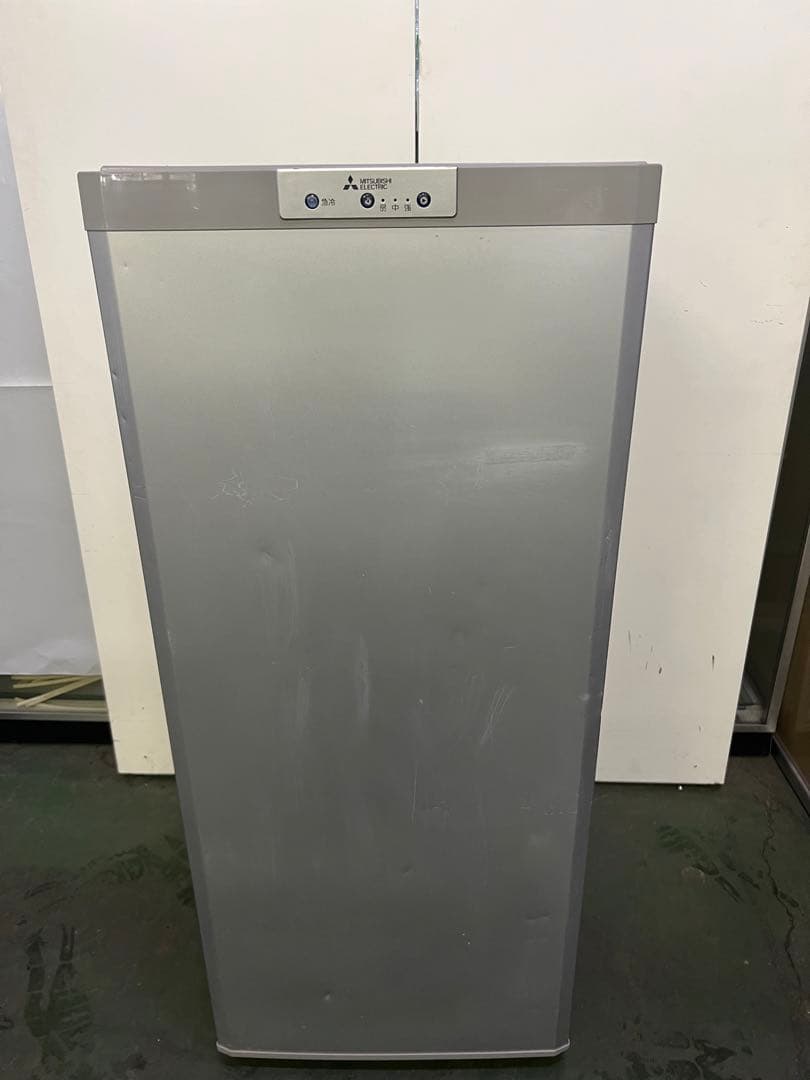 三菱ノンフロン冷凍庫 2016年