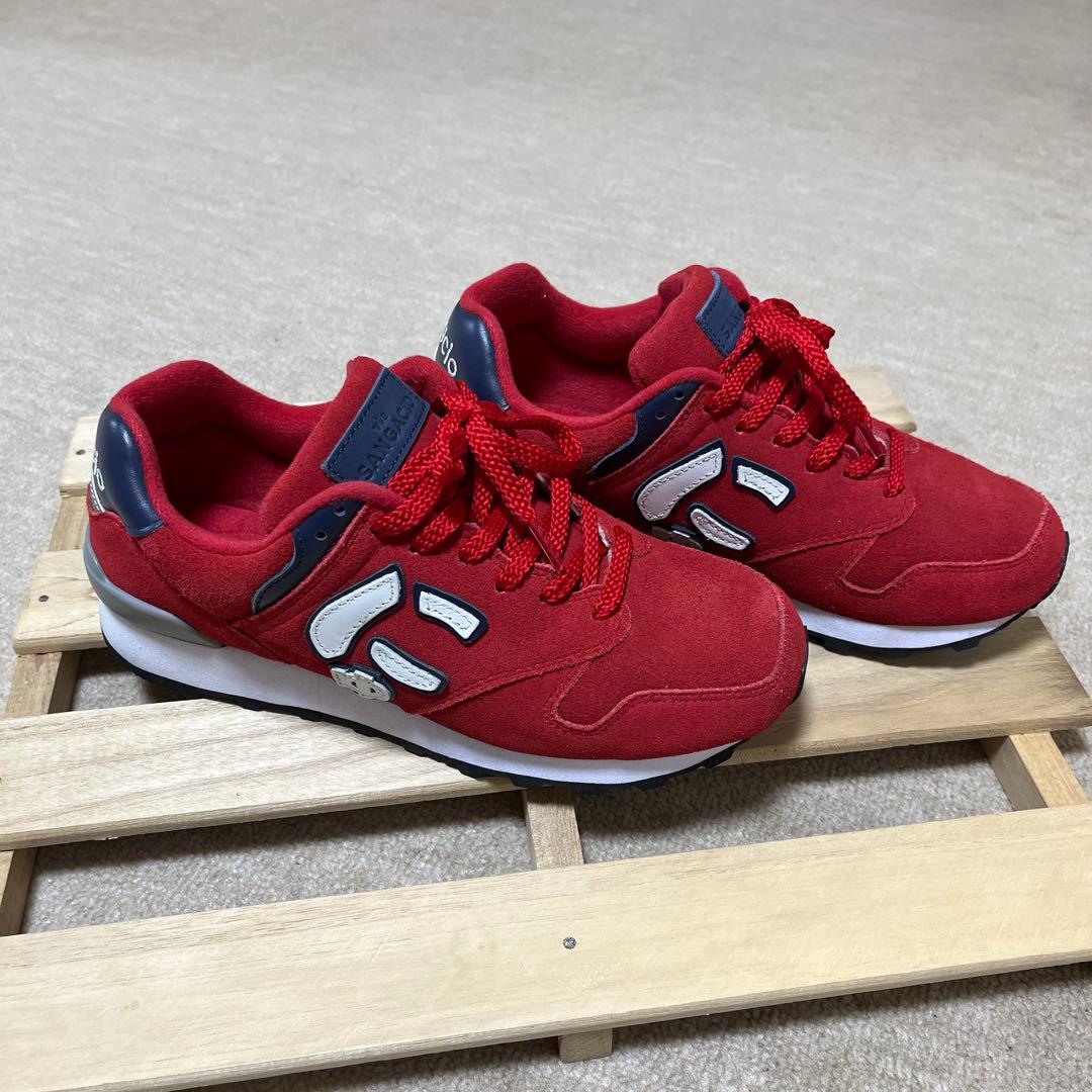 SANGACIO サンガチョ　にゅ　にゅーず　スニーカー　カーマイン