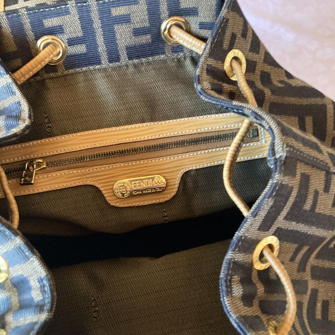 希少✨美品　FENDIフェンディ リュック バッグ バッグパック　ズッカ柄