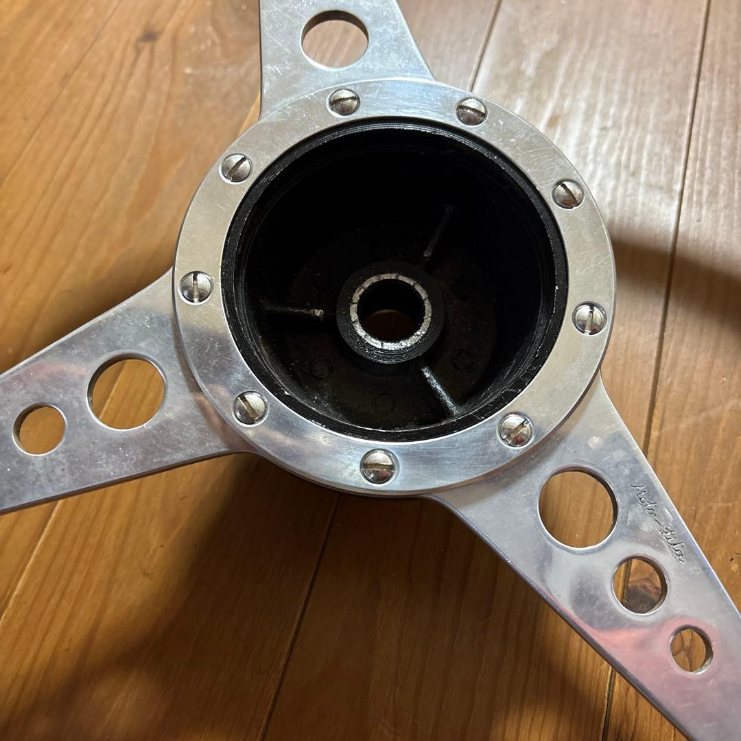 ローバミニ用　モトリタウッドステアリング　ボス付き