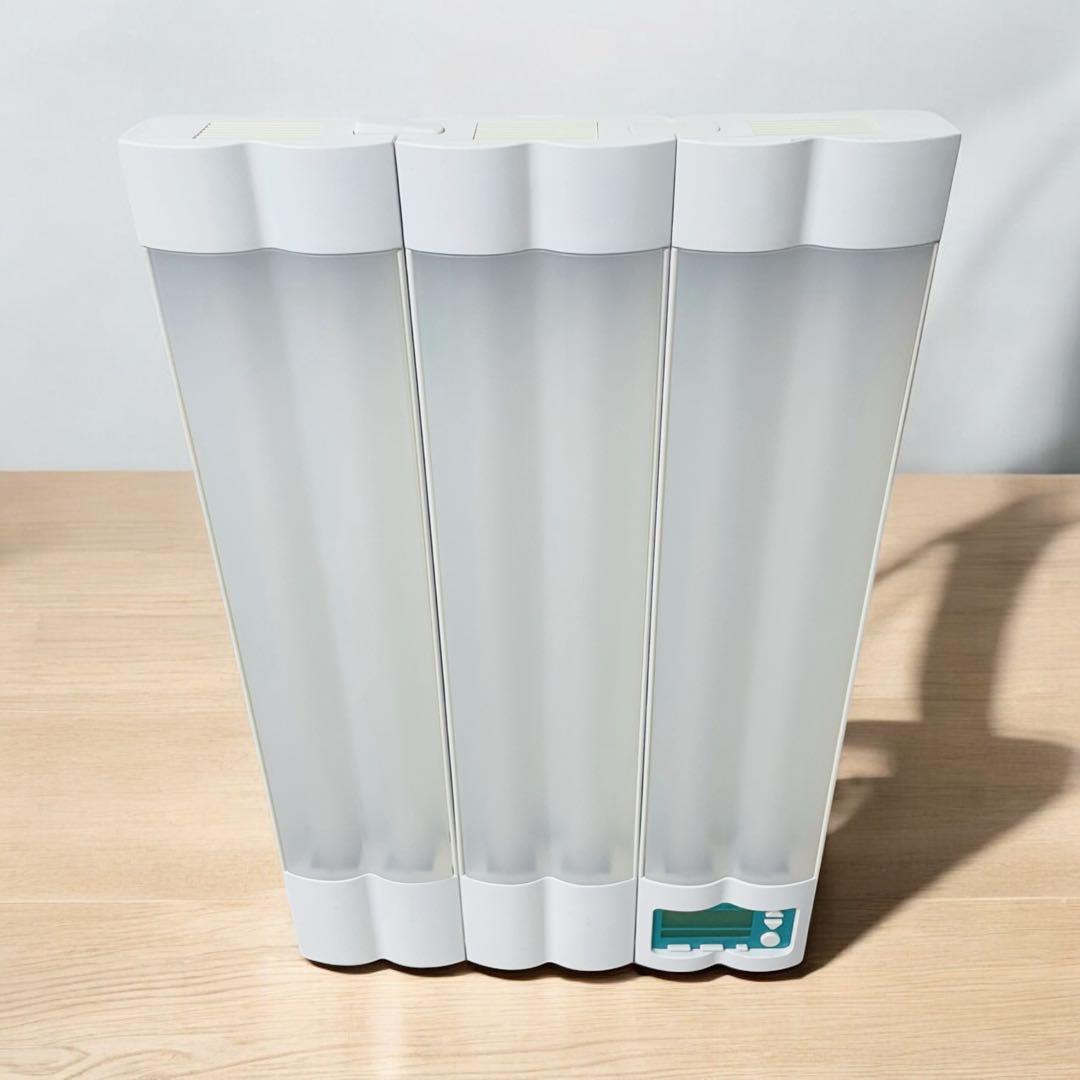 ソーラートーン社✨高照度光照射器具 ブライトライトme+ 光療法