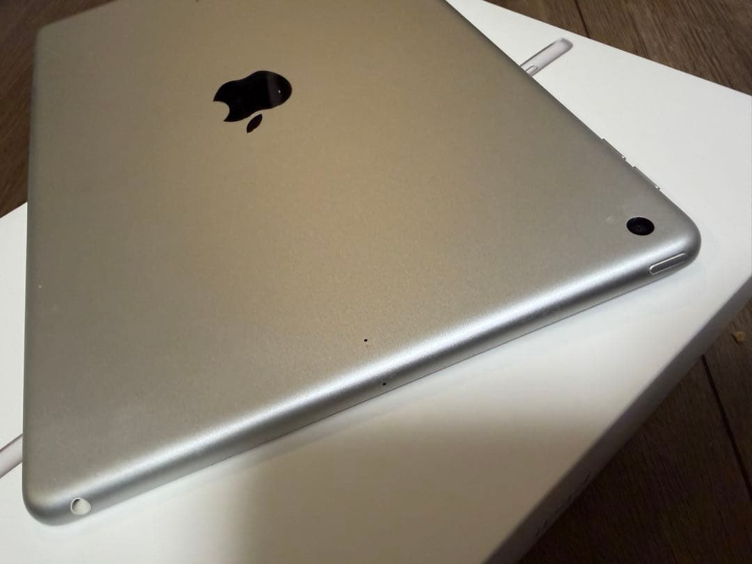 iPad MK2L3J/A Apple Wi-Fiモデル スペースグレイ