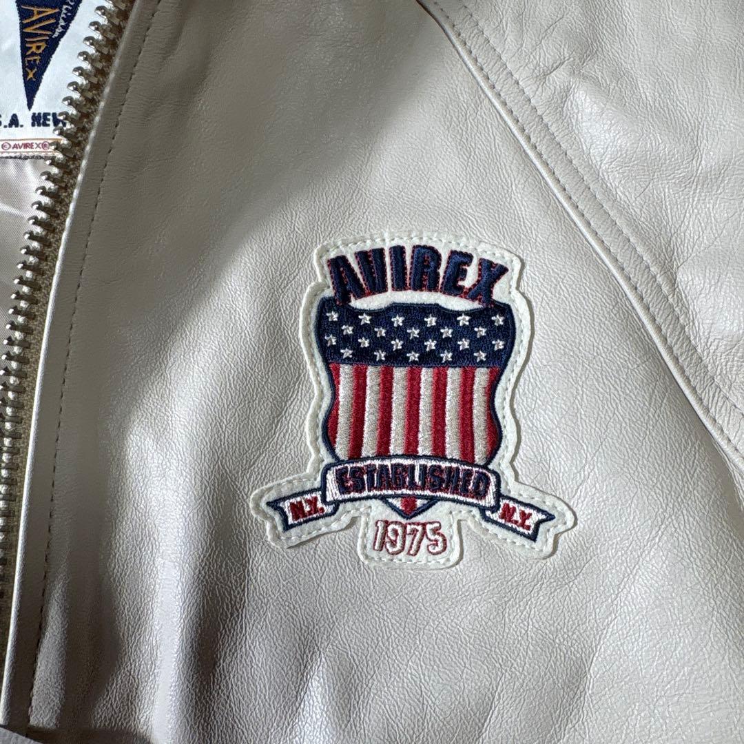 未使用級✨AVIREX アヴィレックス　フードシグネチャー　レザージャケット