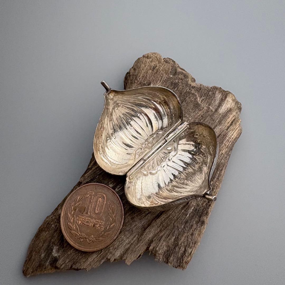 イタリア800純銀 毛栗の形をした小箱 シルバー製栗型小物入れ